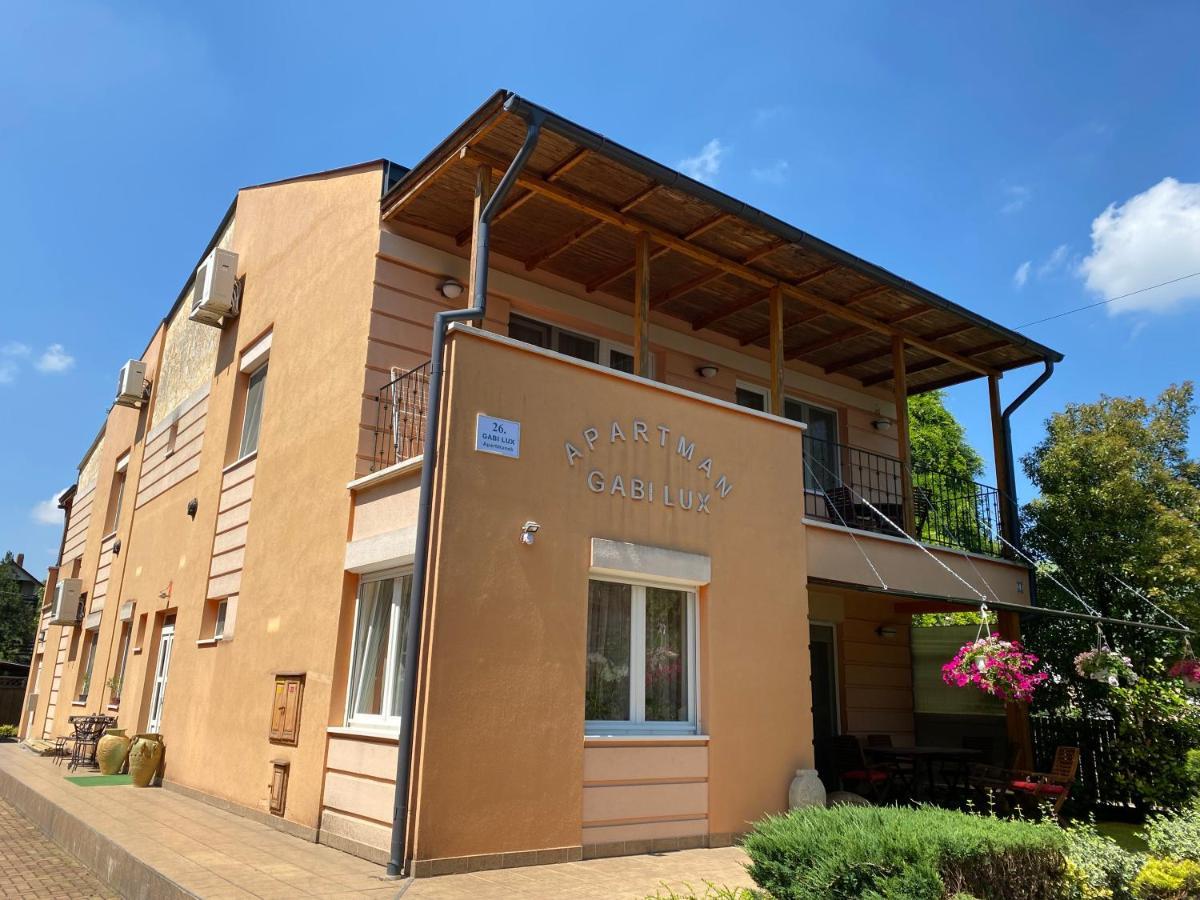 Gabi Lux Apartman Apartment Hajdúszoboszló Exterior foto