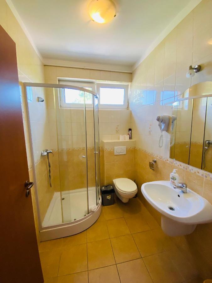 Gabi Lux Apartman Apartment Hajdúszoboszló Exterior foto