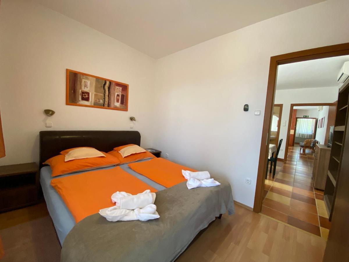 Gabi Lux Apartman Apartment Hajdúszoboszló Exterior foto