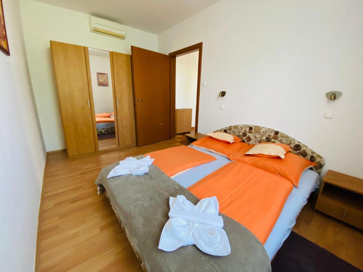 Gabi Lux Apartman Apartment Hajdúszoboszló Exterior foto